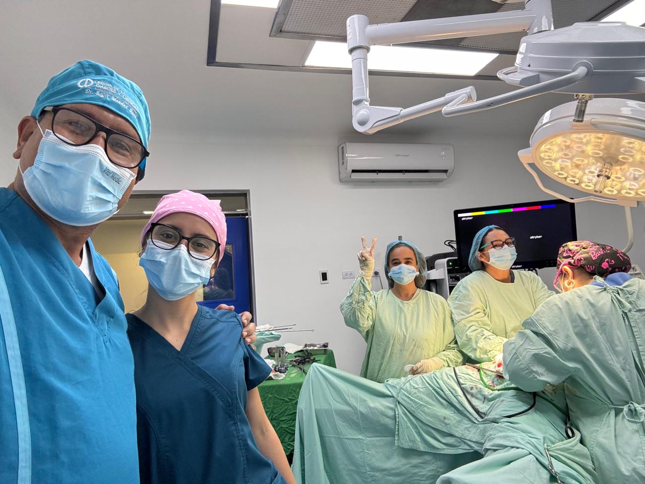 Equipo médico multidisciplinario del programa